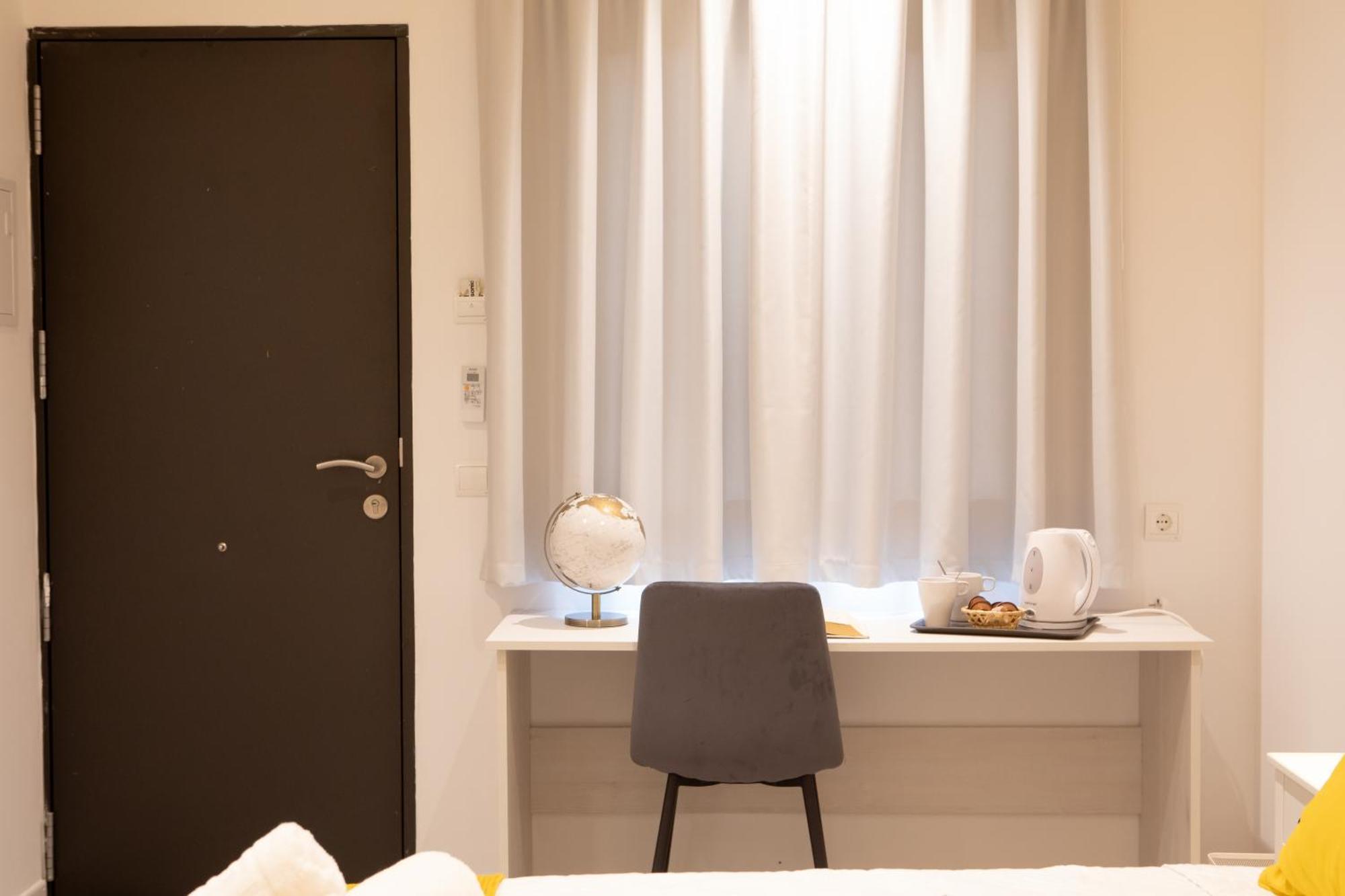 Boutique Rooms Playa Burriana Nerja Exterior photo